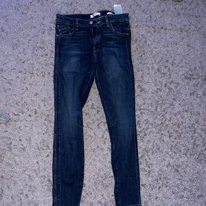 never been worn blue guess jeans. supper cute jeans